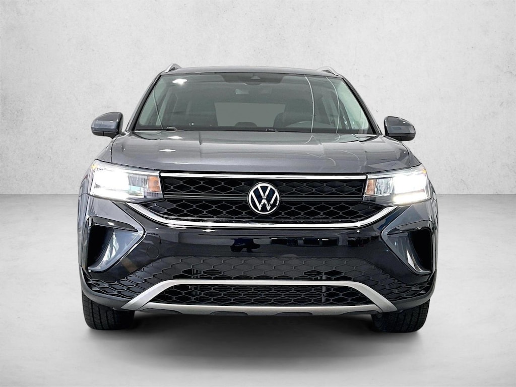 Used 2023 Volkswagen Taos SE SUV