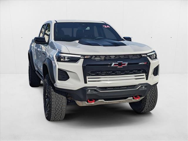 2024 Chevrolet Colorado ZR2 photo 3