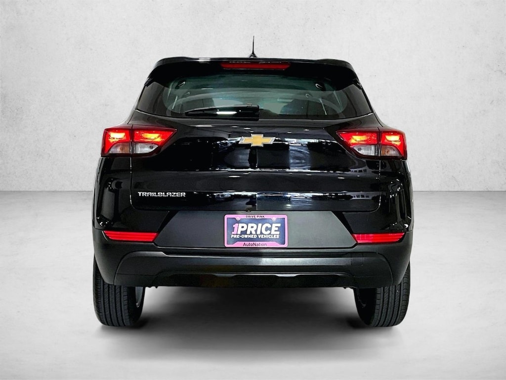 Used 2025 Chevrolet Trailblazer LS SUV