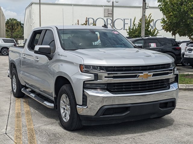 2020 Chevrolet Silverado 1500 LT photo 3