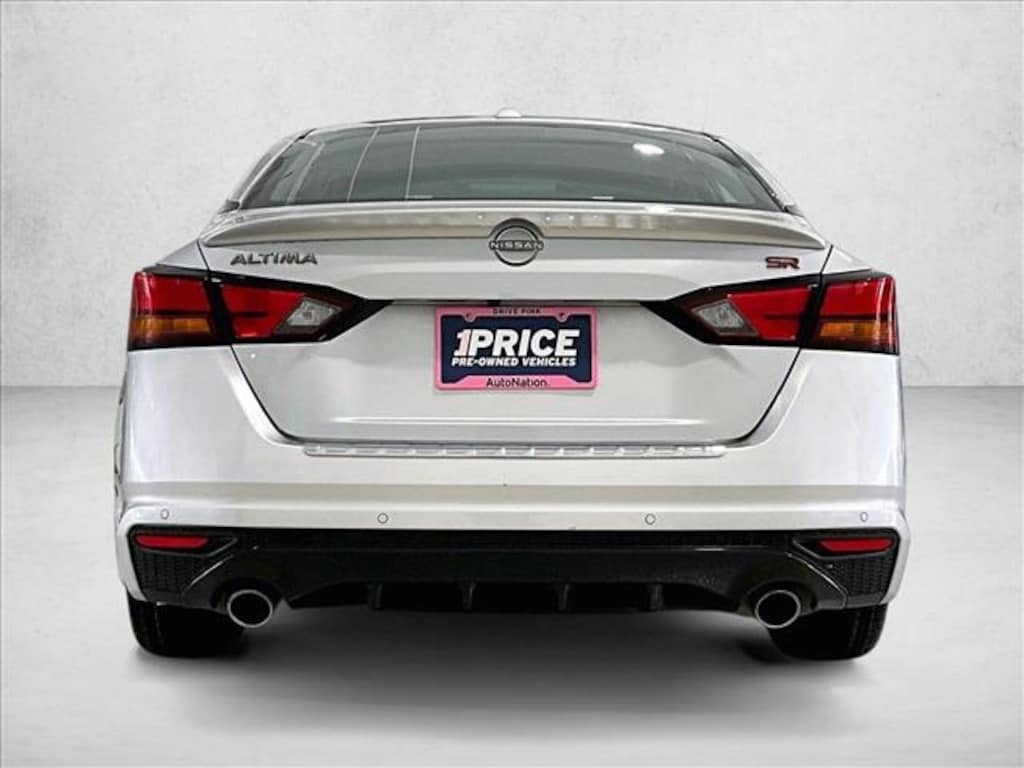 Used 2023 Nissan Altima 2.5 SR Sedan