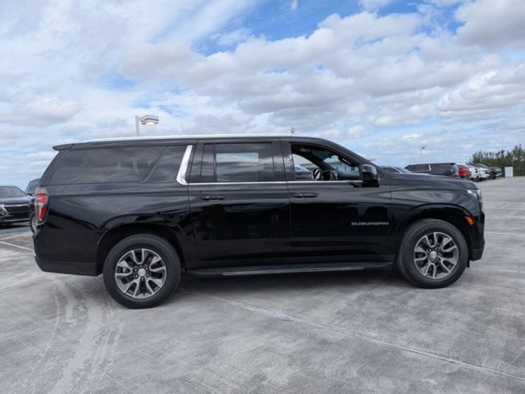 Used 2022 Chevrolet Suburban LT SUV
