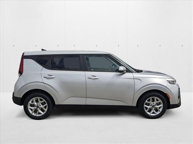 2021 Kia Soul S photo 4