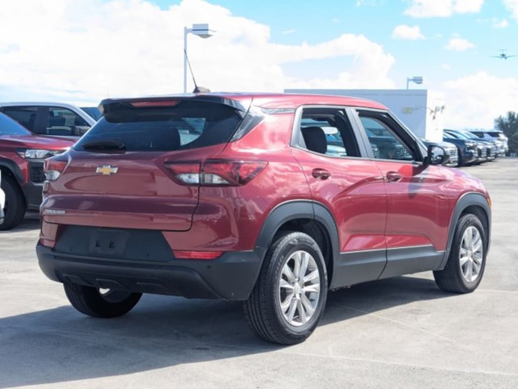 Used 2021 Chevrolet Trailblazer LS SUV