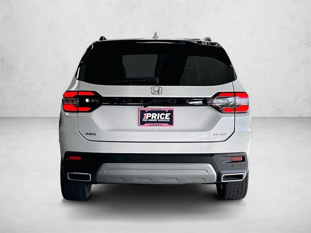 Used 2023 Honda Pilot Elite SUV