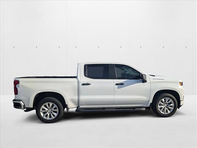 2021 Chevrolet Silverado 1500 Custom photo 2