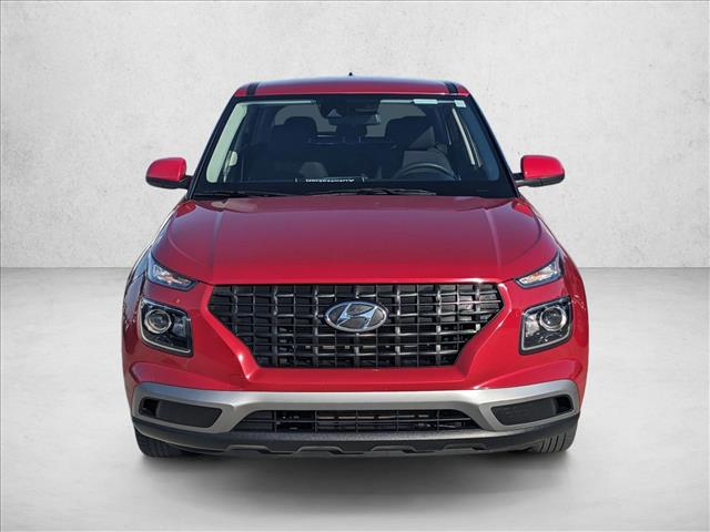 2022 Hyundai Venue SE photo 2