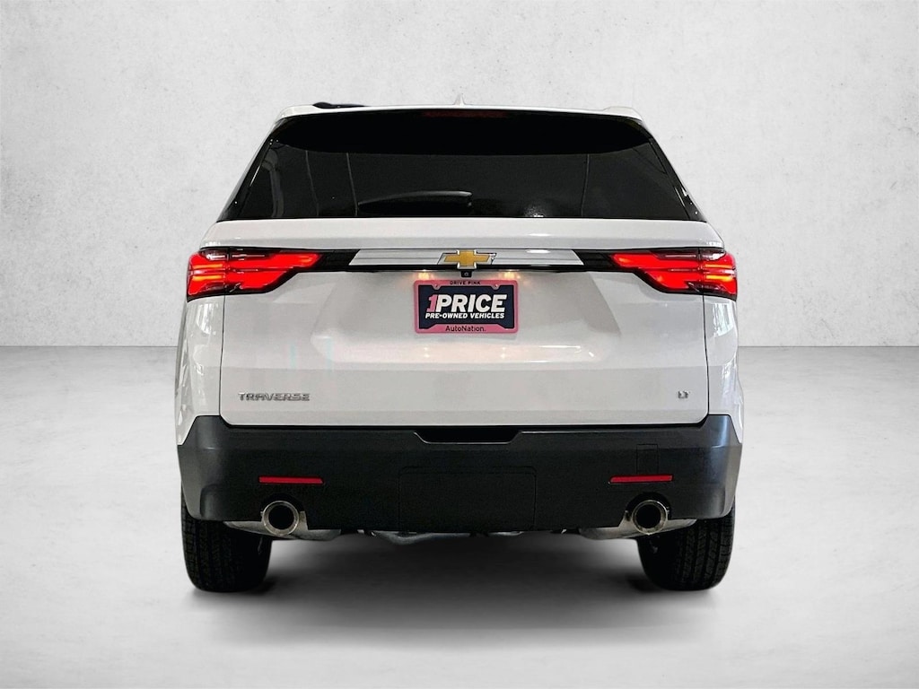 Used 2023 Chevrolet Traverse LT Cloth SUV
