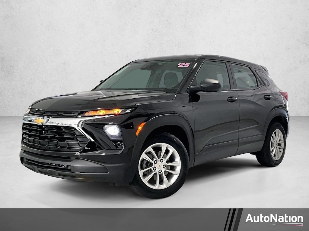 Used 2025 Chevrolet Trailblazer LS SUV