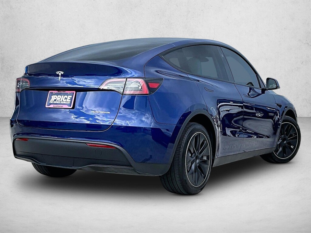 Used 2024 Tesla Model Y Long Range SUV
