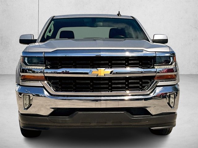 2017 Chevrolet Silverado 1500 LT photo 3