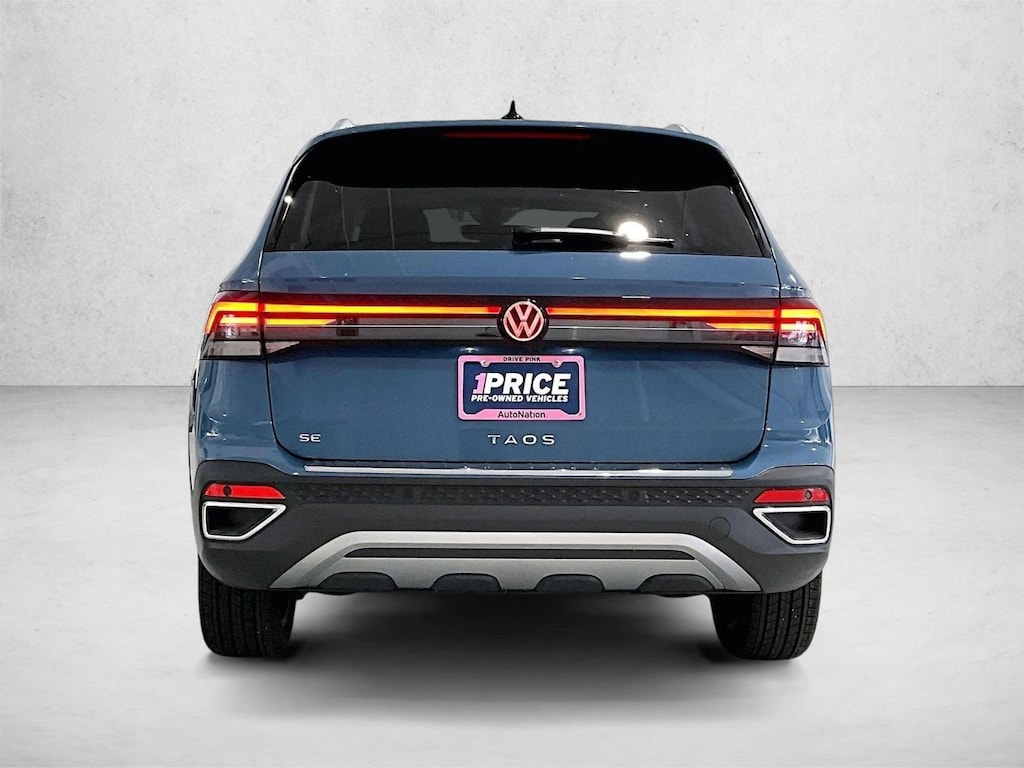 Used 2025 Volkswagen Taos SE SUV