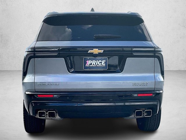 2025 Chevrolet Traverse High Country photo 4