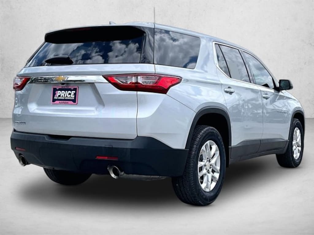 Used 2021 Chevrolet Traverse LS SUV