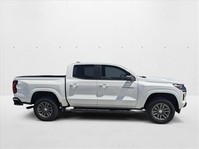 2023 Chevrolet Colorado LT photo 4