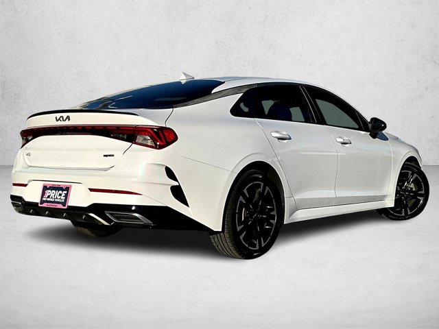2024 Kia K5 GT-Line photo 2