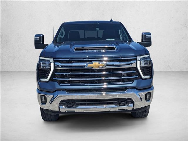 2025 Chevrolet Silverado 2500HD LTZ photo 2