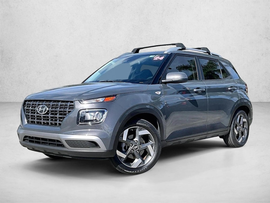 Used 2024 Hyundai Venue SEL SUV
