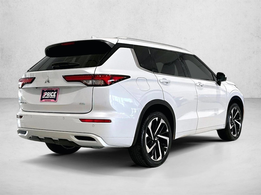 Used 2023 Mitsubishi Outlander SEL SUV