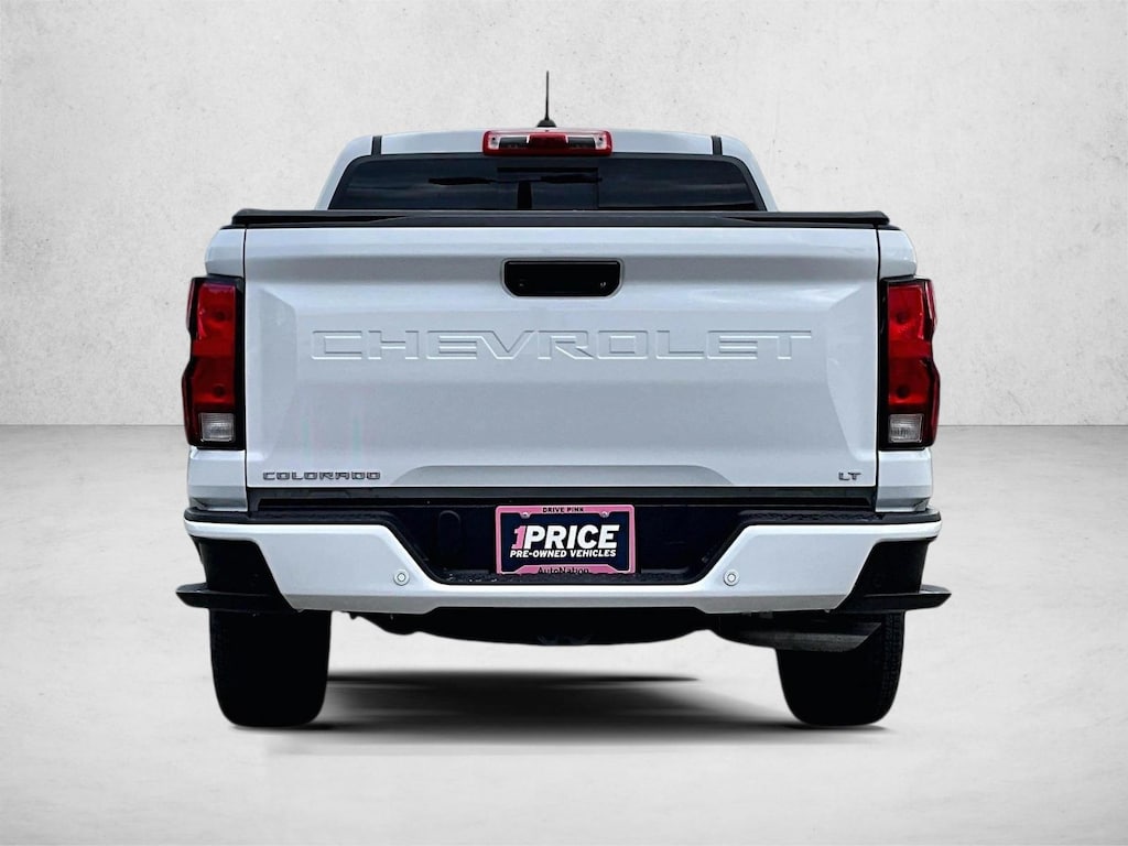 Used 2024 Chevrolet Colorado 2WD LT Truck Crew Cab