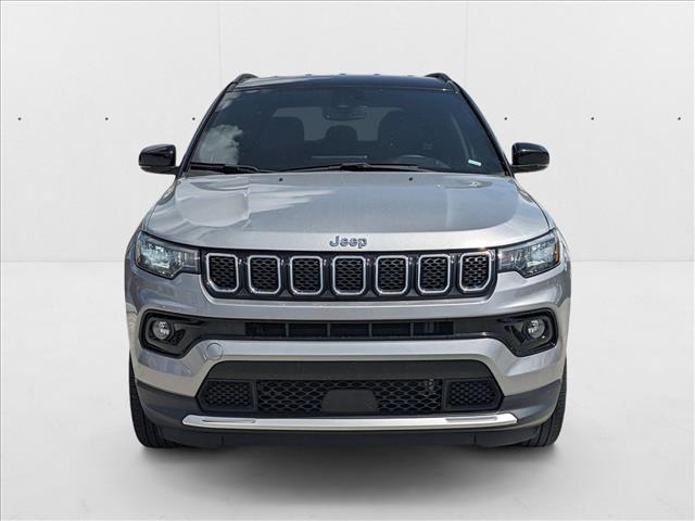 2023 Jeep Compass Limited photo 2