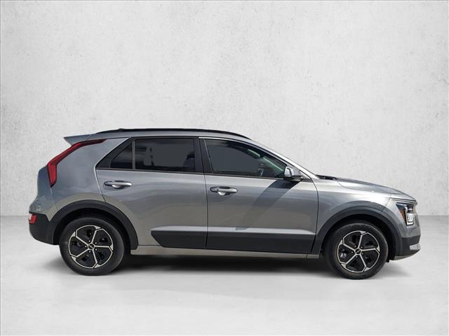 2023 Kia Niro EX photo 4