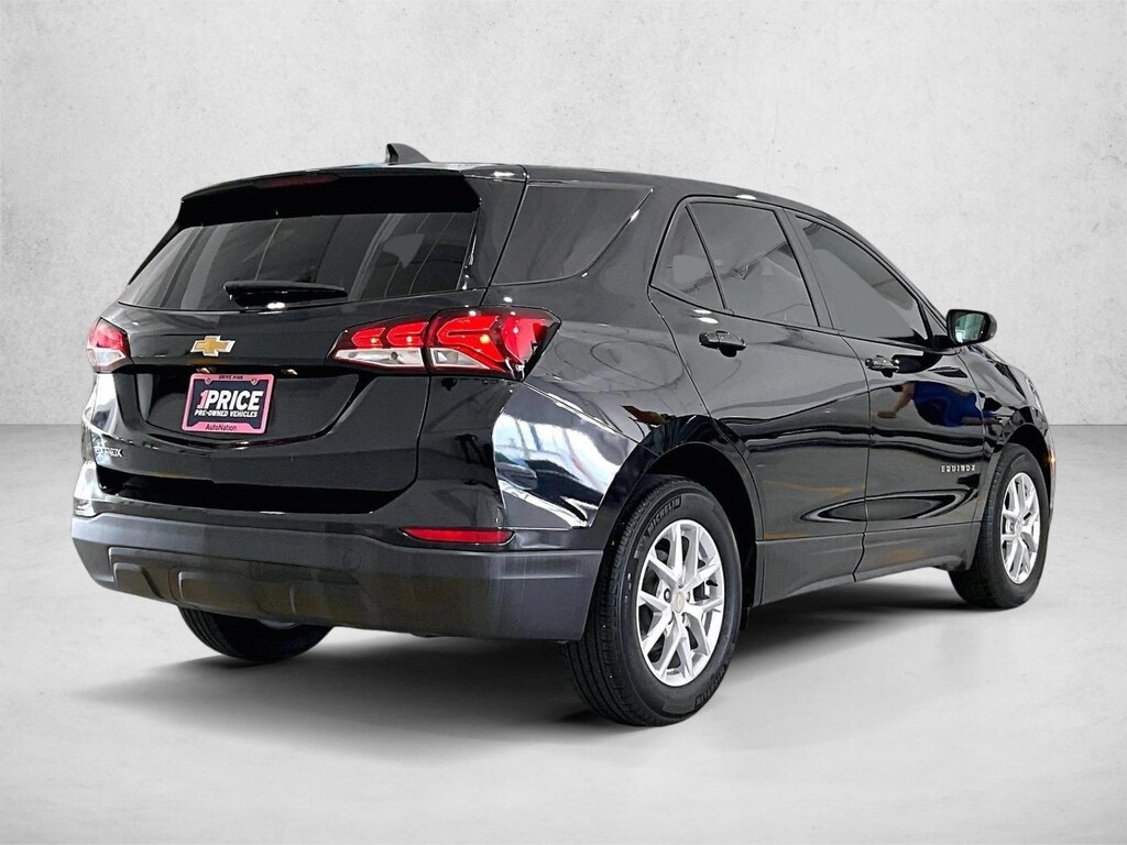 Used 2023 Chevrolet Equinox LS SUV