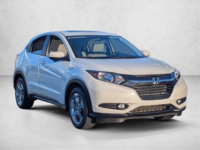 2017 Honda HR-V EX photo 3