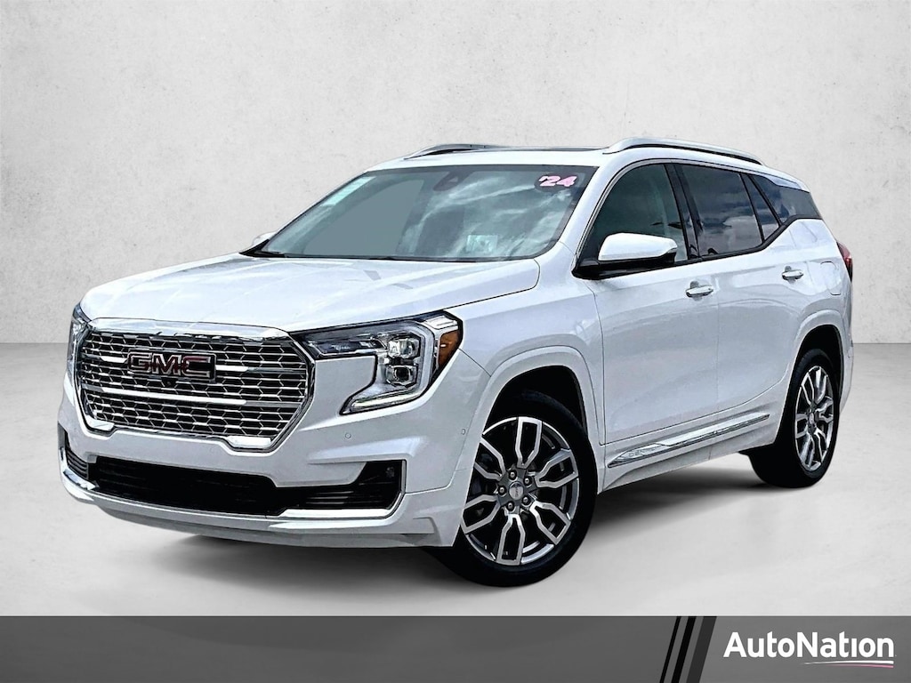 Used 2024 GMC Terrain Denali SUV