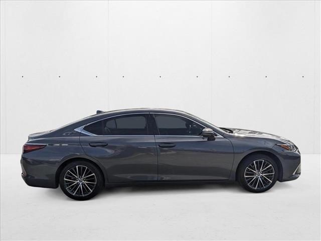 2023 Lexus ES 350 photo 4