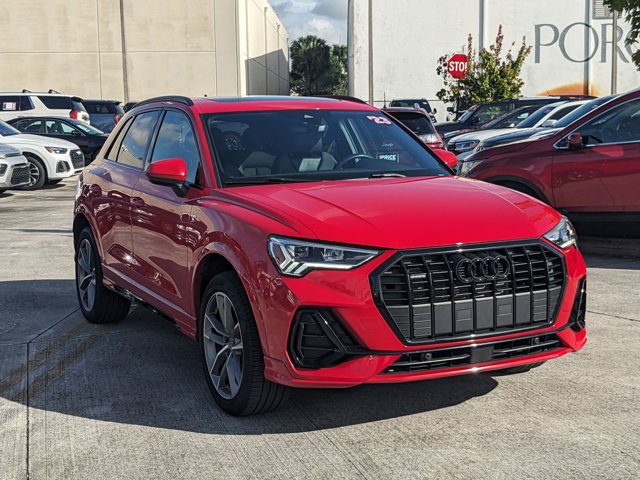 2023 Audi Q3 S line Premium photo 3