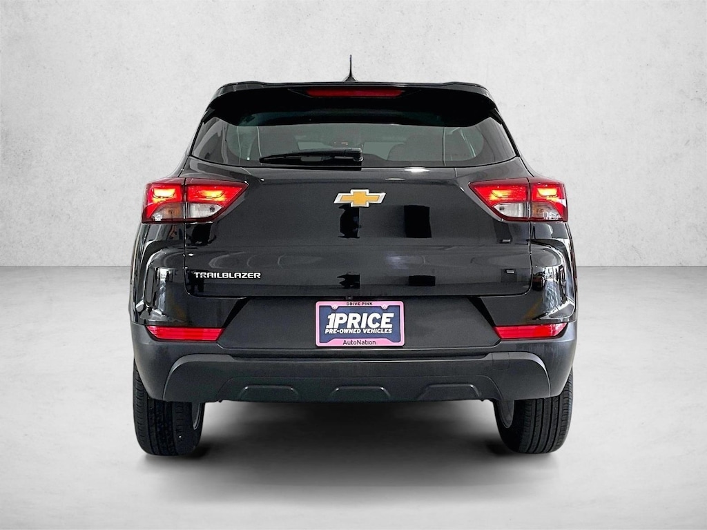 Used 2023 Chevrolet Trailblazer LS SUV