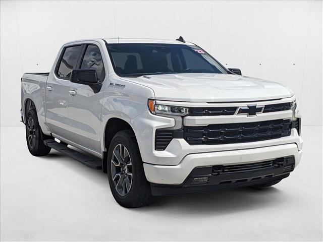 2023 Chevrolet Silverado 1500 RST photo 3