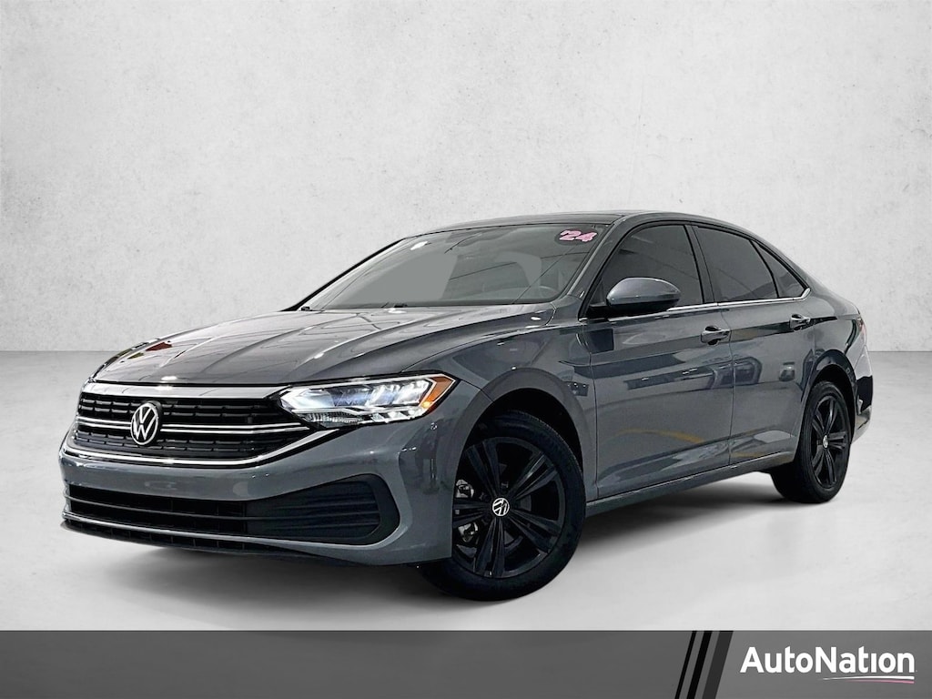 Used 2024 Volkswagen Jetta SE Sedan