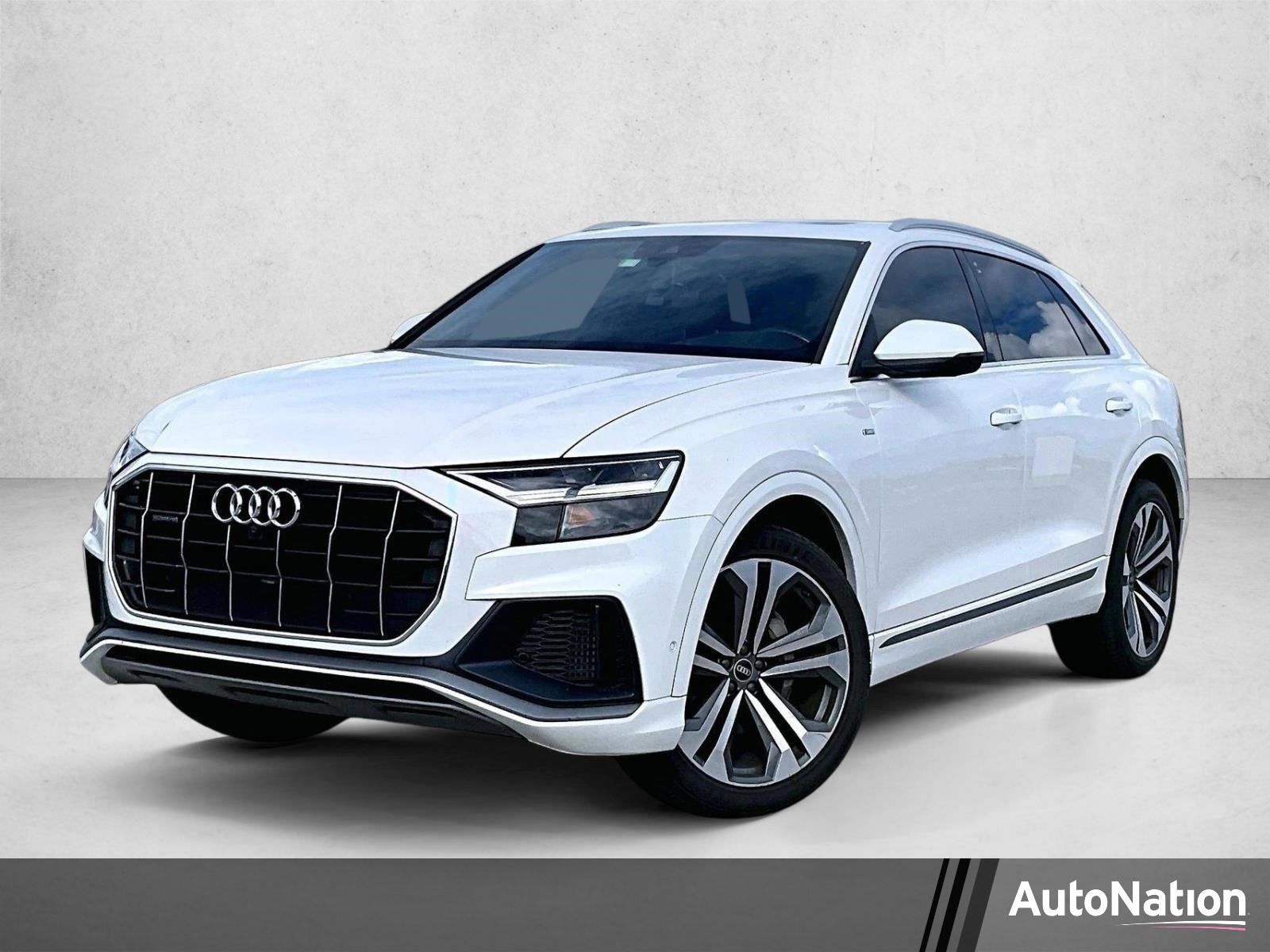 2021 Audi Q8 Premium Plus
