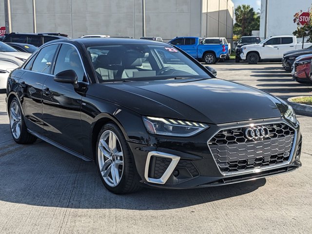 2023 Audi A4 S line Quattro Premium Plus photo 3
