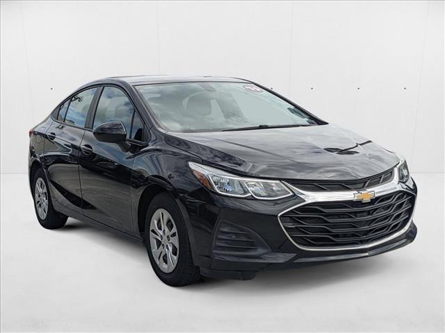 2019 Chevrolet Cruze LS photo 3
