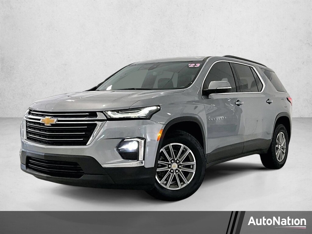 Used 2023 Chevrolet Traverse LT Cloth SUV