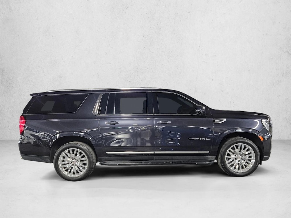 Used 2023 GMC Yukon XL Denali SUV