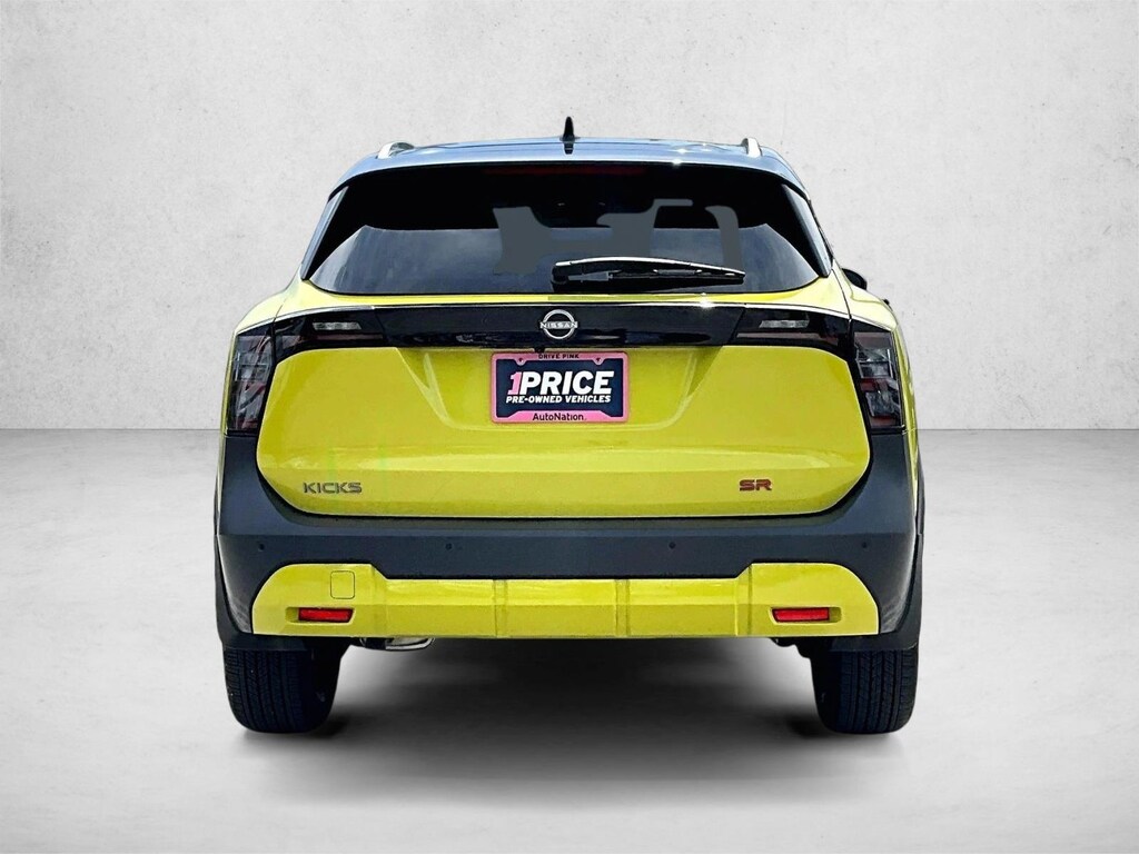 Used 2025 Nissan Kicks SR SUV