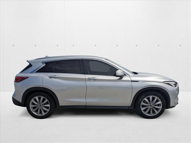 2019 Infiniti QX50 Luxe photo 4