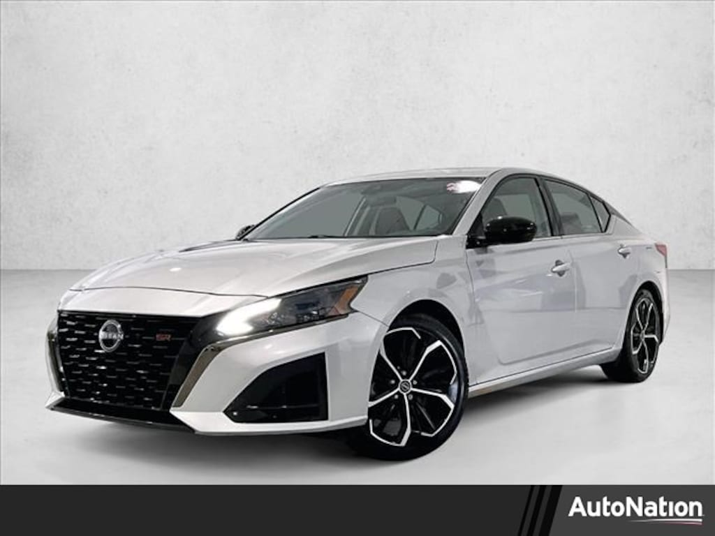 Used 2023 Nissan Altima 2.5 SR Sedan