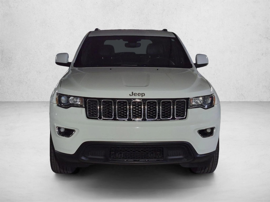 Used 2019 Jeep Grand Cherokee Laredo E SUV