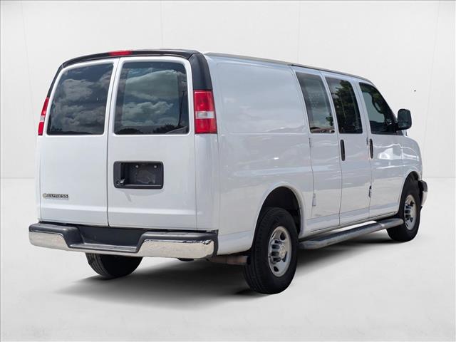 2021 Chevrolet Express 2500 Cargo Van photo 4