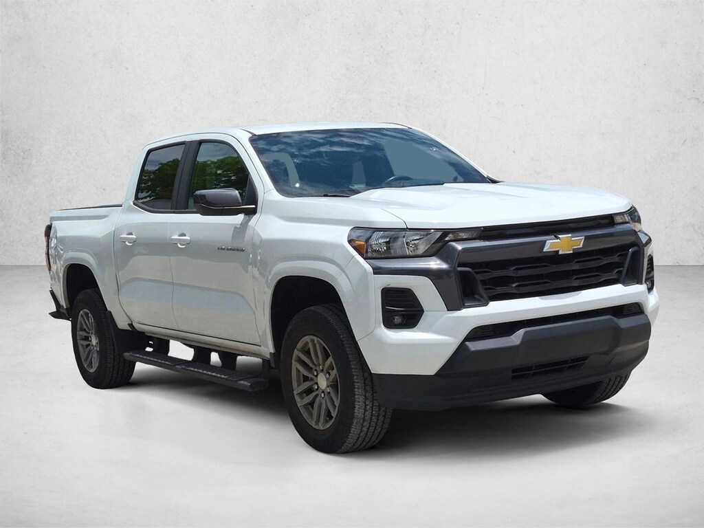 Used 2024 Chevrolet Colorado 2WD LT Truck Crew Cab
