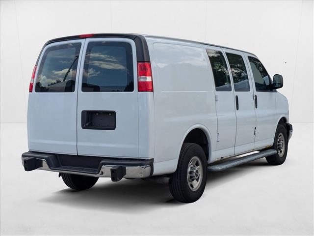 2021 Gmc Savana Cargo 2500 photo 2