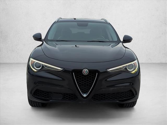 2018 Alfa Romeo Stelvio STELVIO Q4 photo 2
