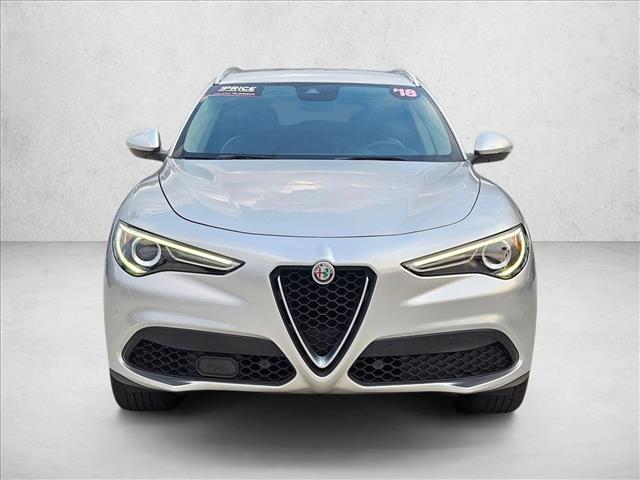 2018 Alfa Romeo Stelvio Ti photo 2