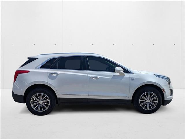 2017 Cadillac XT5 Luxury photo 3