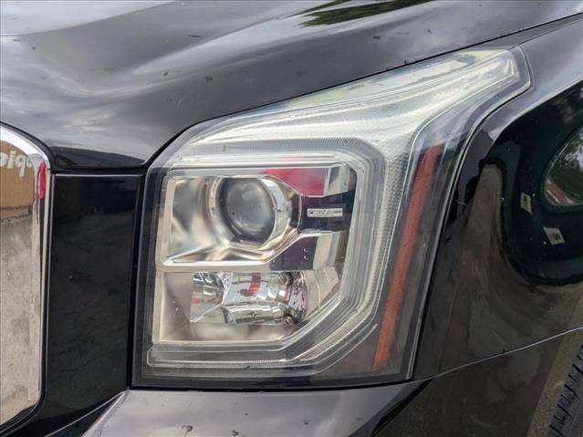 2019 Gmc Yukon XL Denali photo 2